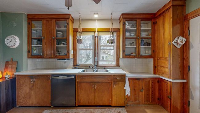 Kitchen | Image 10
