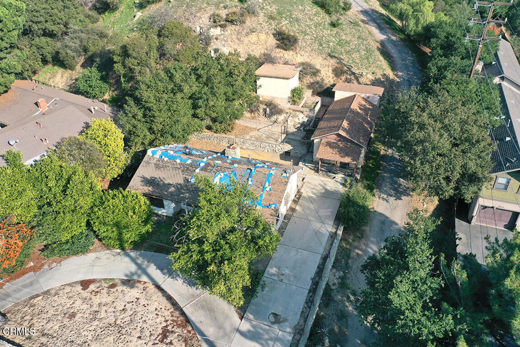 Land in La Crescenta 2