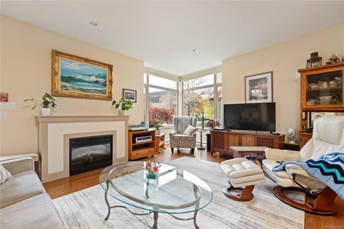 105-1035 Sutlej St, Victoria, BC, V8V2V9 | Card Image