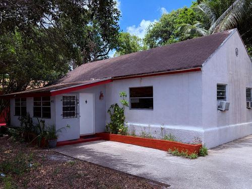 445 Ne 163rd Street, Miami, FL, 33162 | Card Image