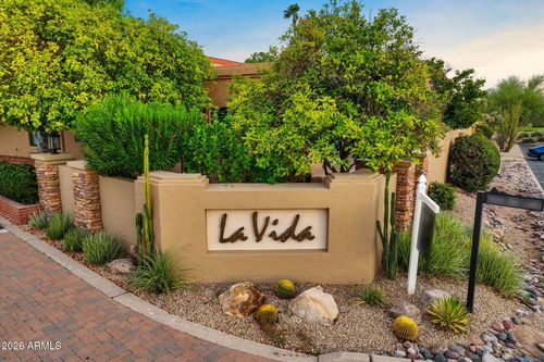 8525 E Paraiso Dr, Scottsdale, AZ, 85255-4223 | Card Image