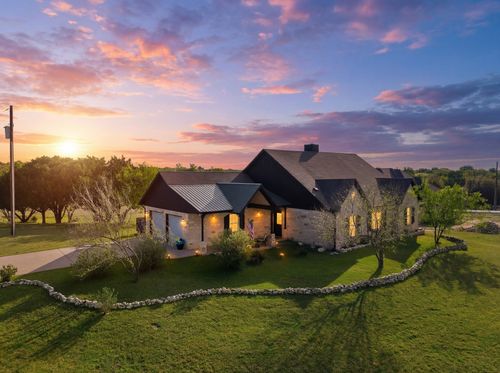 10081 Crestridge Dr, Whitney, TX, 76692-5627 | Card Image