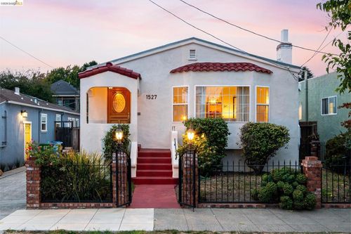 1527 Blake St, Berkeley, CA, 94703-1805 | Card Image