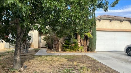 14541 Springdale Cir, Adelanto, CA, 92301-4884 | Card Image