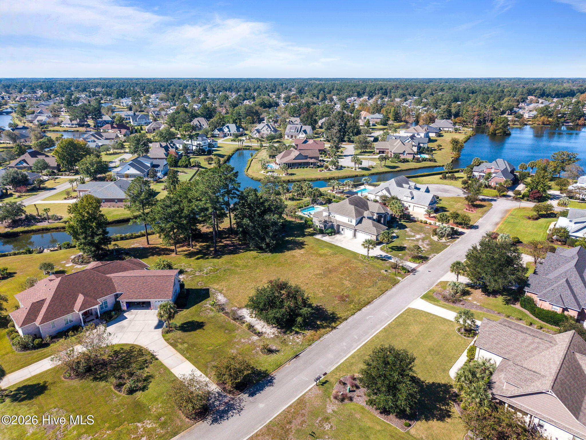Land in Leland 3
