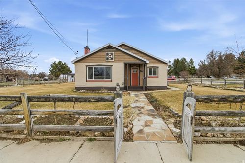287 S 100 E, Spring City, UT, 84662-7724 | Card Image