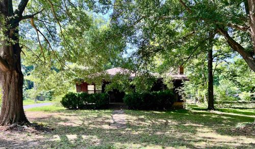 127 E Mill St, Malvern, AR, 72104-5237 | Card Image