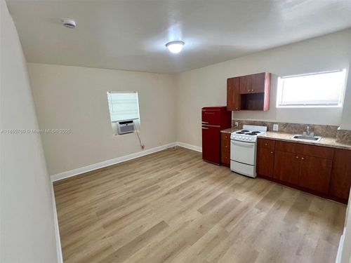 apt-8-8411 Biscayne Blvd, Miami, FL, 33138-3598 | Card Image