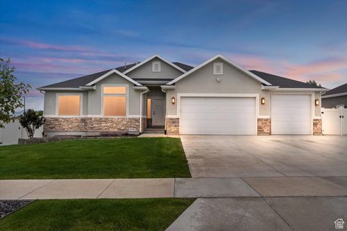 8499 S Boulder Creek Rd, West Jordan, UT, 84081-1940 | Card Image
