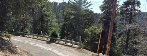 1170 Chateau Dr, Crestline, CA, 92325-9504 | Card Image