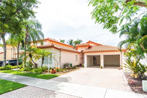 10564 Nw 57th St, Doral, FL, 33178-6629 | Card Image