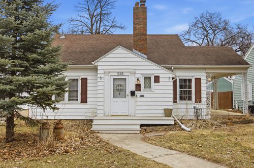 1345 3rd St N, Fargo, ND, 58102-2728 | Card Image