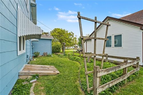 304 E Wood St, Versailles, OH, 45380-1446 | Card Image