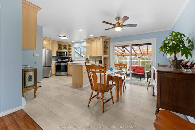 470 Forest Lea Rd, House other with 4 bedrooms, 2 bathrooms and 4 parking in Pembroke ON | Image 18