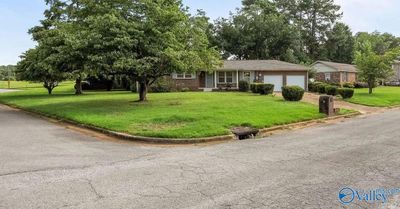 4118 Darby Court, House other with 3 bedrooms, 2 bathrooms and null parking in Huntsville AL | Image 3