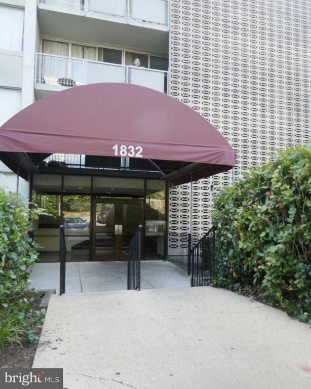 Residential Lease in HYATTSVILLE