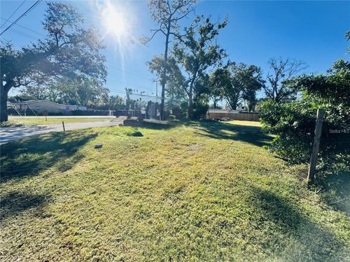 12324 Four Oaks Rd, Tampa, FL, 33624-4214 | Card Image