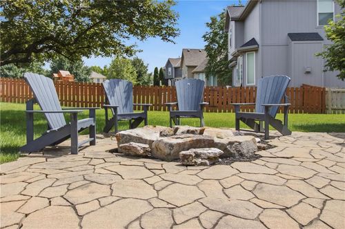 5537 Aminda St, Shawnee, KS, 66226-7939 | Card Image
