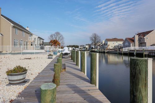 41 Longpoint Dr, Brick, NJ, 08723-7513 | Card Image