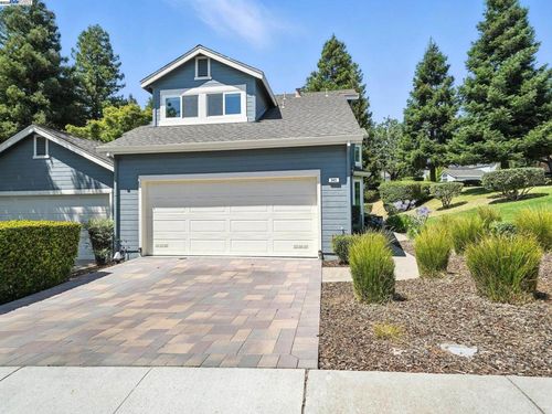 940 Praderia Cir, Fremont, CA, 94539-6323 | Card Image
