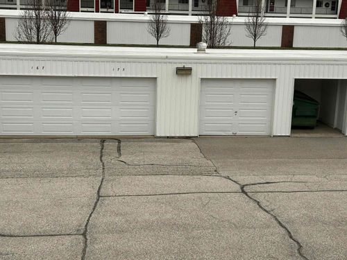 9130 Greenway Ct, Saginaw, MI, 48609-6782 | Card Image