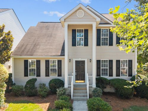 148 Danesway Dr, Holly Springs, NC, 27540-8326 | Card Image