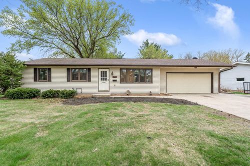 349 13th St Sw, Owatonna, MN, 55060-3801 | Card Image