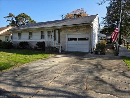 2220 Miller Ave, Chesapeake, VA, 23320-2440 | Card Image