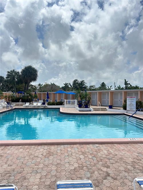 apt-1301-2201 Ne 66th St, Fort Lauderdale, FL, 33308-1233 | Card Image