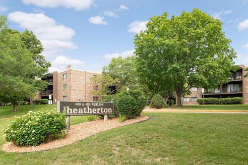 222-4120 Parklawn Ave, Edina, MN, 55435-4675 | Card Image