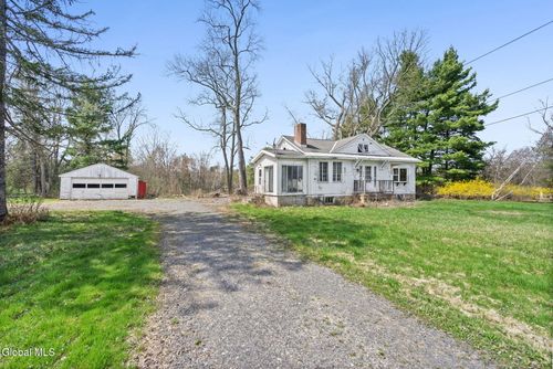 929 Pearse Rd, Niskayuna, NY, 12309-2943 | Card Image