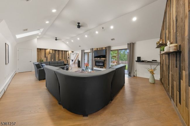 577 Rockaway Valley Rd, House other with 4 bedrooms, 4 bathrooms and null parking in Boonton Twp NJ | Image 12