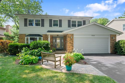 934 Wayne Ave, Deerfield, IL, 60015-2863 | Card Image