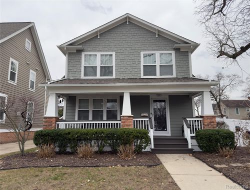 500 E University Ave, Royal Oak, MI, 48067-1828 | Card Image