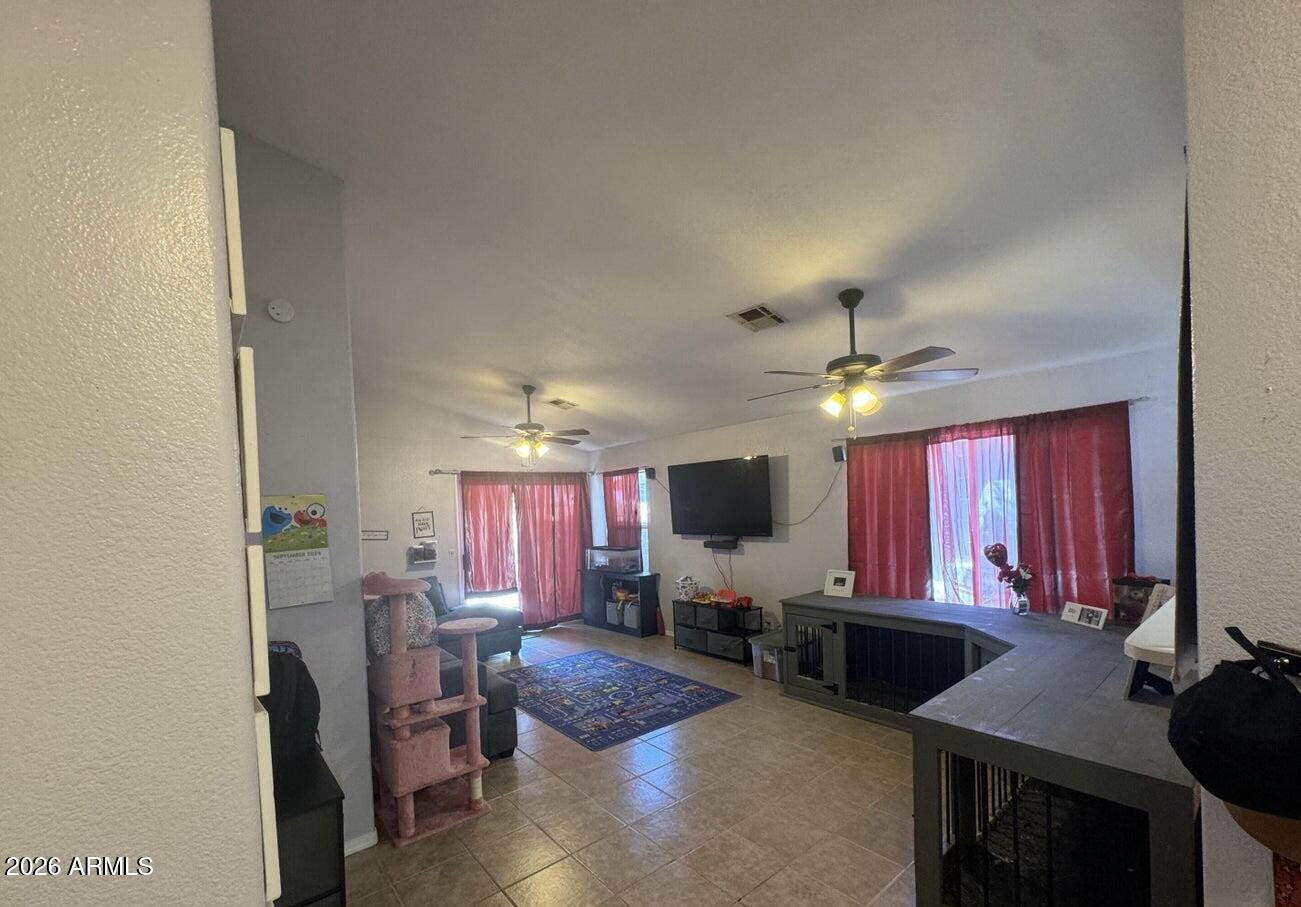 Residential Lease in Peoria 3