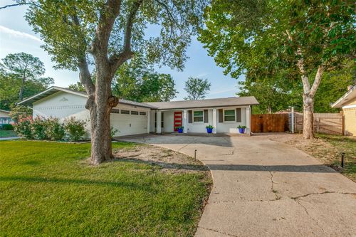 3105 Wildflower Dr, Dallas, TX, 75229-3745 | Card Image
