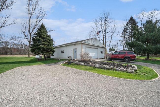 11496 4 Mile Rd, House other with 4 bedrooms, 4 bathrooms and null parking in Belding MI | Image 5