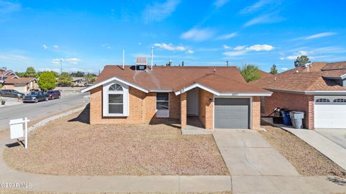 6601 Malachite Ct, El Paso, TX, 79924-1681 | Card Image