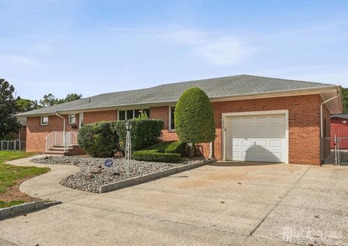 1075 Bordentown Ave, Parlin, NJ, 08859-1849 | Card Image