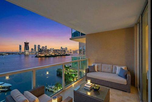 1212-3330 190th St, Aventura, FL, 33180-2755 | Card Image