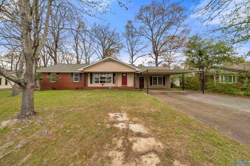 403 Audubon St Sw, Hartselle, AL, 35640-3810 | Card Image