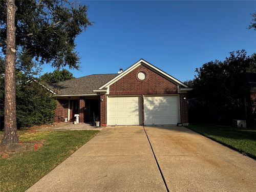2815 Abbey Field Dr, Pearland, TX, 77584-8680 | Card Image