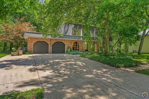 3500 Sw Birchwood Dr, Topeka, KS, 66614-3216 | Card Image