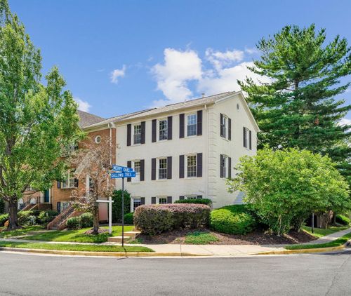 2000 Gallows Tree Ln, VIENNA, VA, 22182-3903 | Card Image