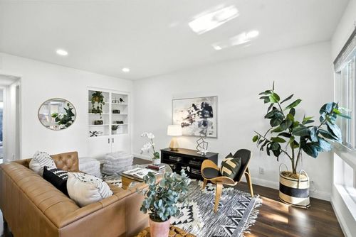 114-3015 Los Prados St, San Mateo, CA, 94403 | Card Image