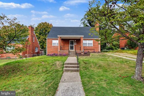 702 Rittenhouse St, HYATTSVILLE, MD, 20783-3238 | Card Image