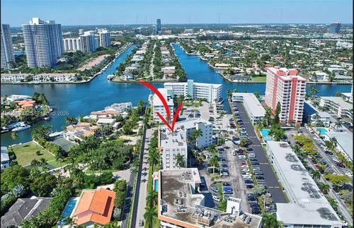 306-w-3181 S Ocean Dr, Hallandale Beach, FL, 33009-6582 | Card Image