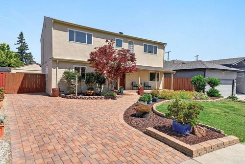 2377 Tulip Rd, San Jose, CA, 95128-1141 | Card Image
