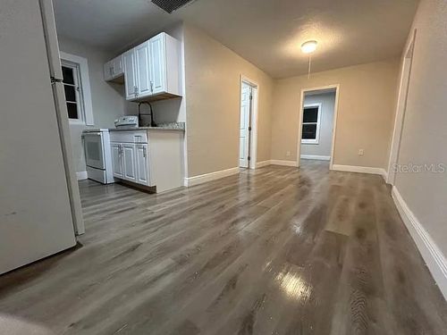 725 16th Ave Nw, Largo, FL, 33770 | Card Image