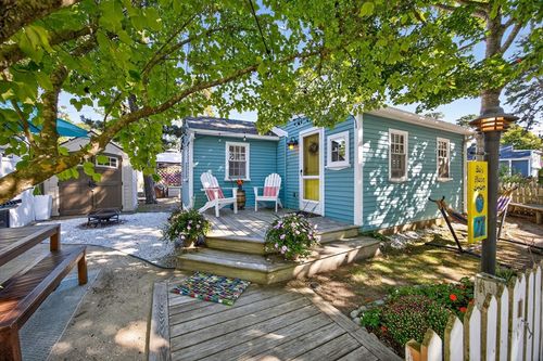 27-262 Old Wharf Rd, Dennis Port, MA, 02639-2303 | Card Image